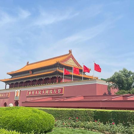 East Sacred Hotel ᴸᴱo---Foreign Accept---Tourism Service English-Speaking 丨 Near Tiananmen Forbidden City丨very Close To Metro Zhangzizhong And Beixinqiao 丨european Foot Ball English丨free Advance Tickets And Laundry Drying Service Coffee Snacks Peking Exterior foto