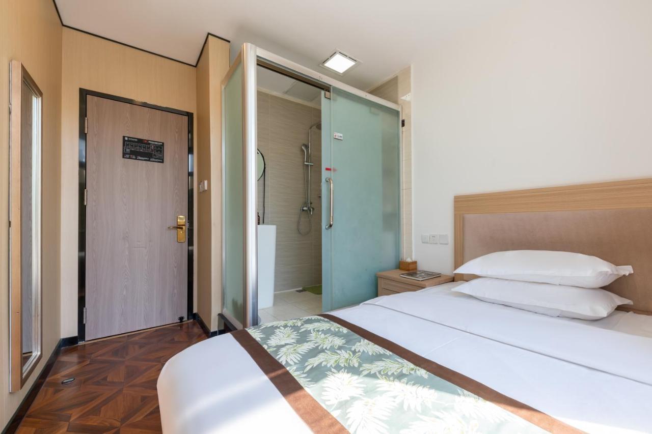East Sacred Hotel ᴸᴱo---Foreign Accept---Tourism Service English-Speaking 丨 Near Tiananmen Forbidden City丨very Close To Metro Zhangzizhong And Beixinqiao 丨european Foot Ball English丨free Advance Tickets And Laundry Drying Service Coffee Snacks Peking Exterior foto