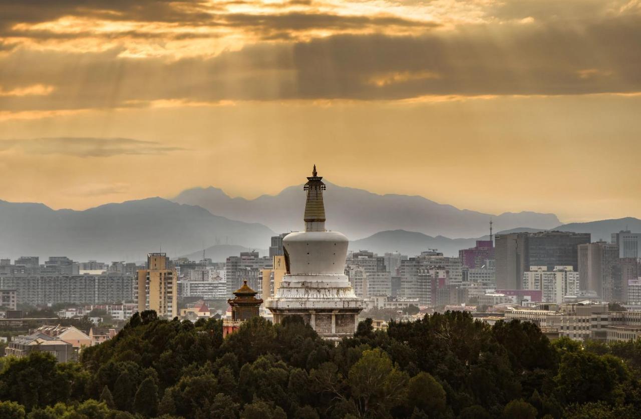 East Sacred Hotel ᴸᴱo---Foreign Accept---Tourism Service English-Speaking 丨 Near Tiananmen Forbidden City丨very Close To Metro Zhangzizhong And Beixinqiao 丨european Foot Ball English丨free Advance Tickets And Laundry Drying Service Coffee Snacks Peking Exterior foto