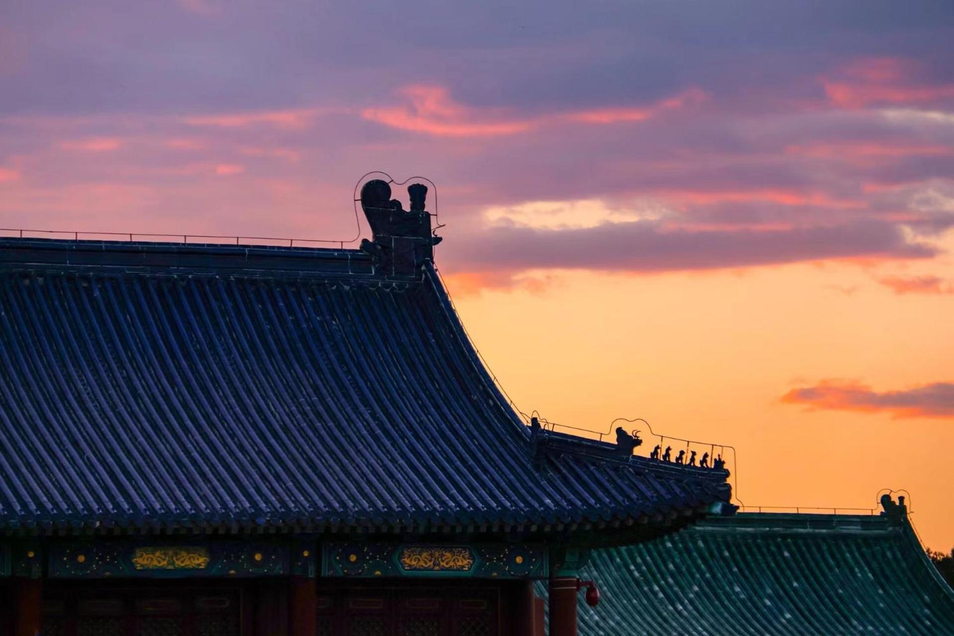East Sacred Hotel ᴸᴱo---Foreign Accept---Tourism Service English-Speaking 丨 Near Tiananmen Forbidden City丨very Close To Metro Zhangzizhong And Beixinqiao 丨european Foot Ball English丨free Advance Tickets And Laundry Drying Service Coffee Snacks Peking Exterior foto