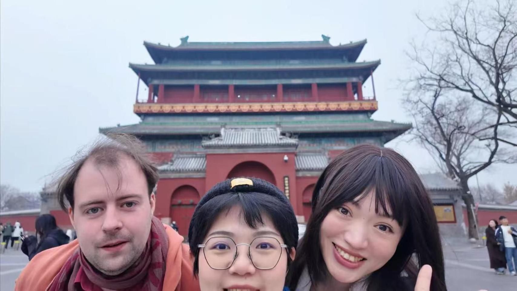 East Sacred Hotel ᴸᴱo---Foreign Accept---Tourism Service English-Speaking 丨 Near Tiananmen Forbidden City丨very Close To Metro Zhangzizhong And Beixinqiao 丨european Foot Ball English丨free Advance Tickets And Laundry Drying Service Coffee Snacks Peking Exterior foto